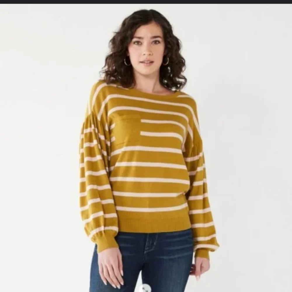 Nine West Yellow and White Striped Crew Neck Sweater